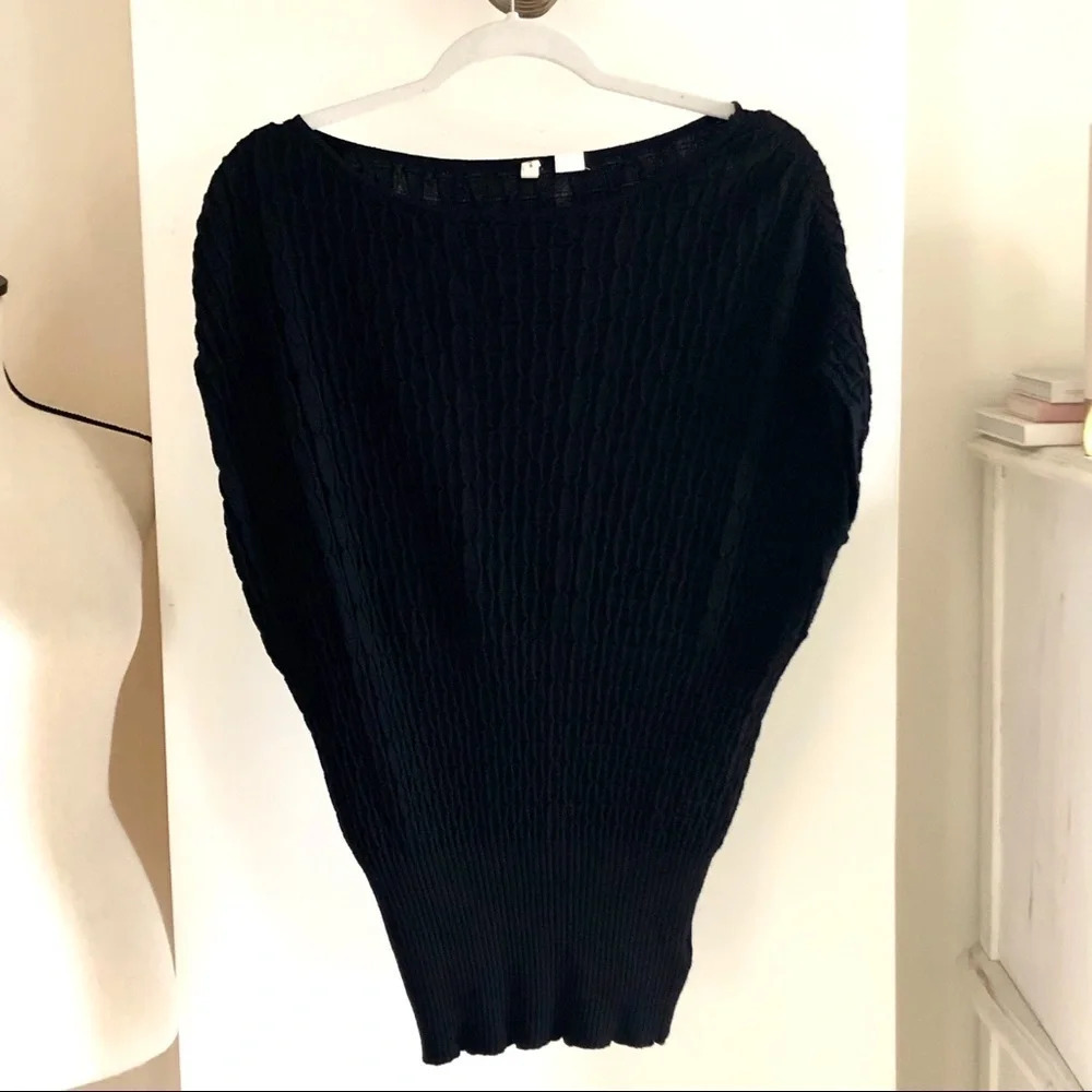 Anthropology Moth Knit Top. Size M
